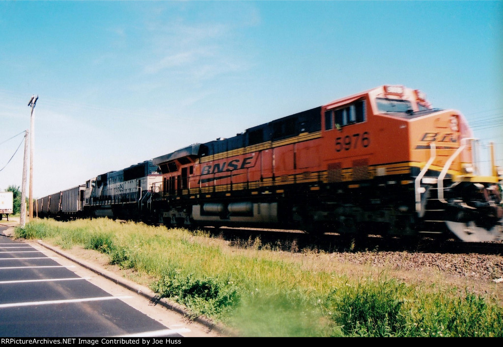 BNSF 5976 East